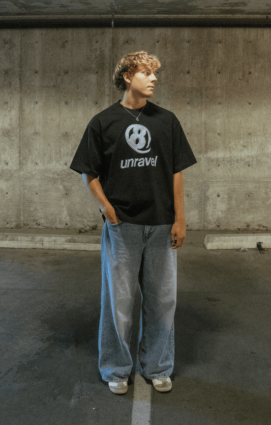 8 Metallic Tee Black