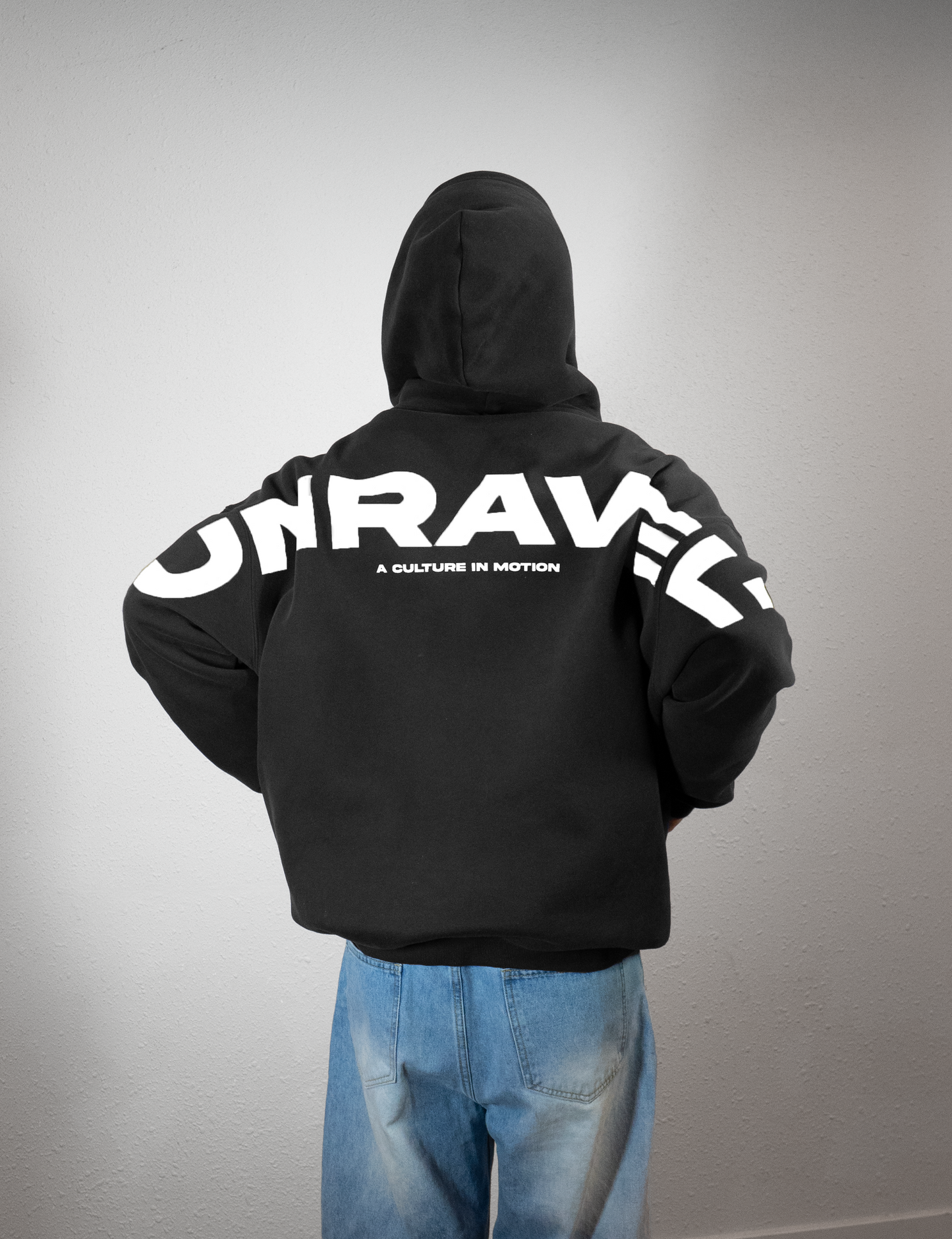 UNRAVEL HOODIE BLACK